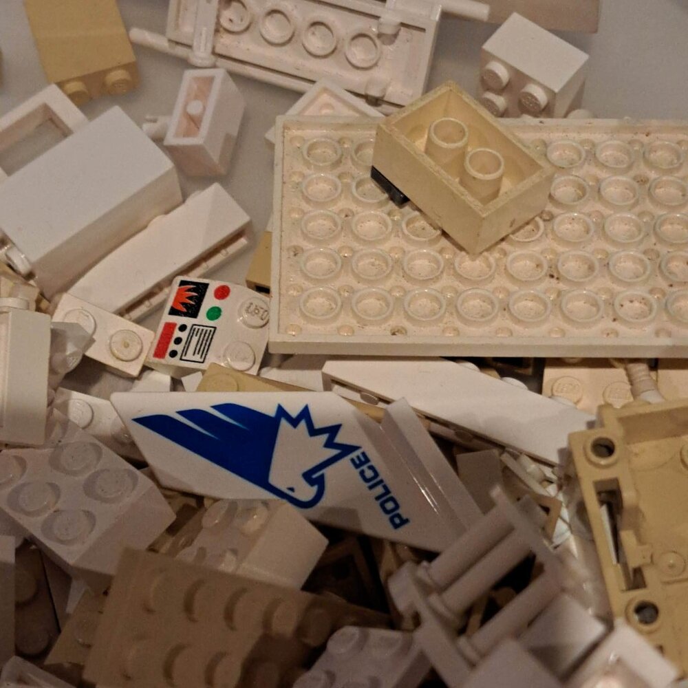Bulk lot of white beige Lego - Picture 2 of 12